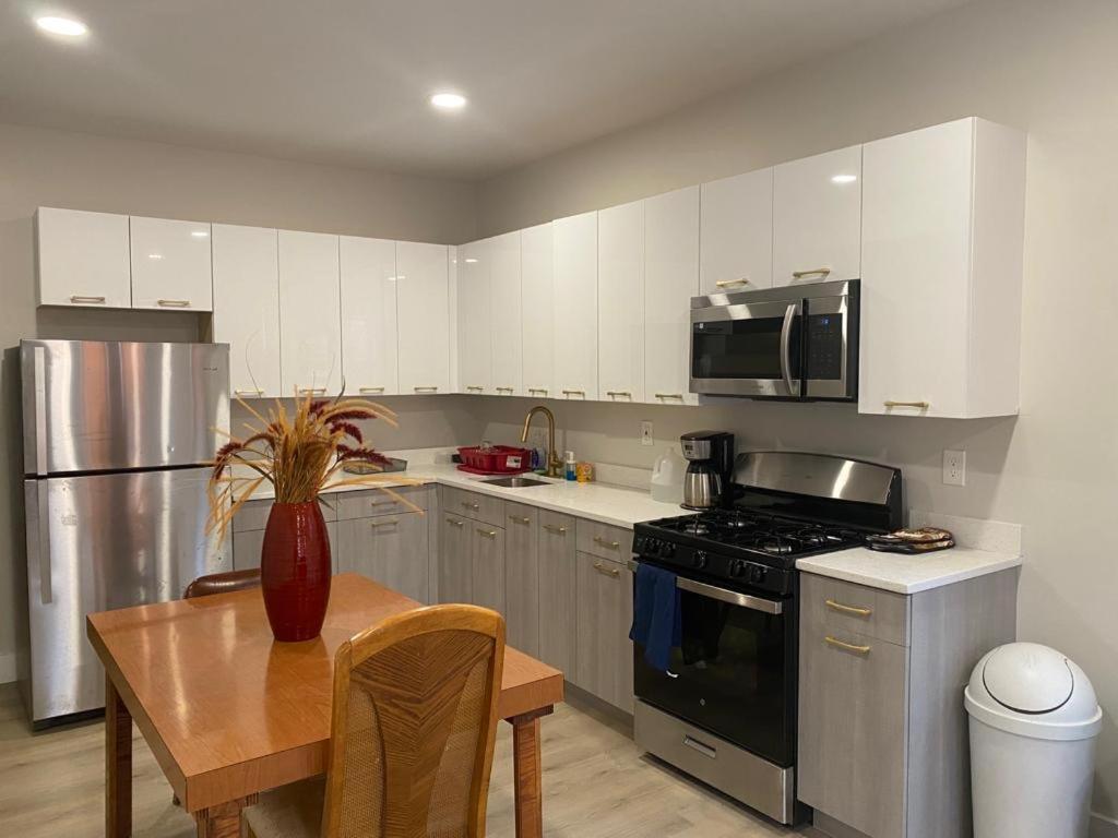 King Suite 8Mins To Newark Airport ภายนอก รูปภาพ